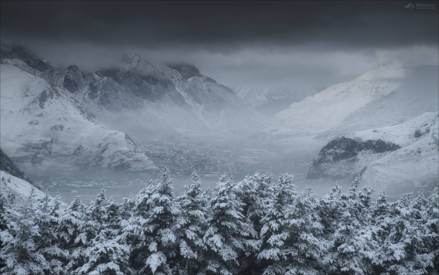 грузия, казбеги, казбек, самегрело, kazbegi, georgia, фототур в грузию, фототур по грузии, фототур в верхнюю сванетию, фототуры 2026, фототур на кавказ, фототур на майские праздники, степанцминда, Влад Соколовский