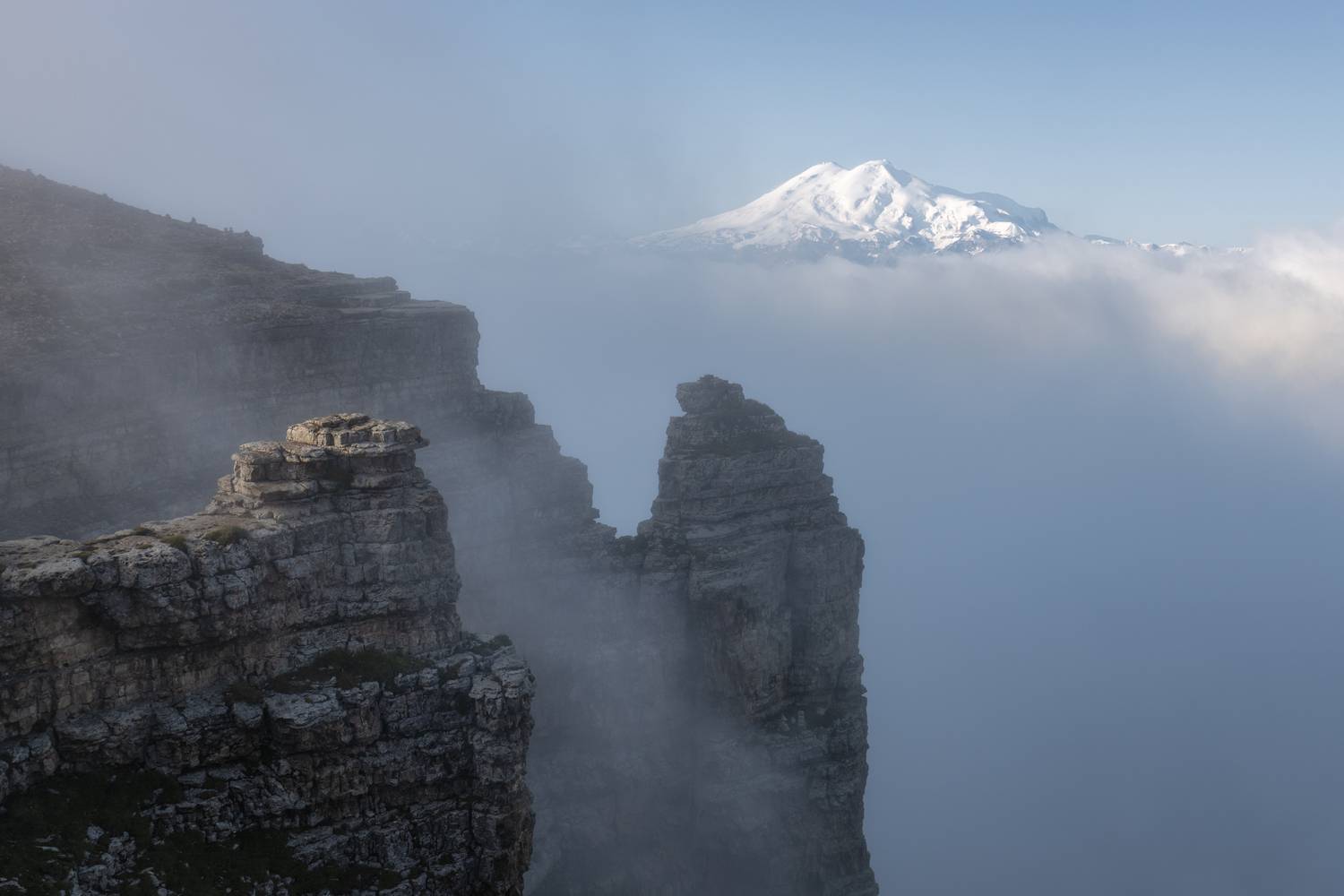 кавказ, эльбрус, горы, бермамыт, утро, туман, рассвет, пейзаж, Дмитренко Екатерина