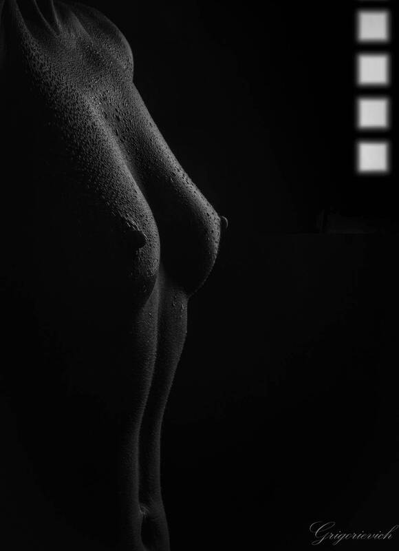 грудь, капли, вода, свет, каожа Без названия. фото превью