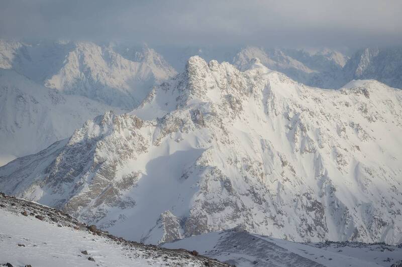 кавказ, пик, эльбрус, хребет, зима, снег, ледник, пейзаж, природа Фрагмент Кавказского хребта. фото превью