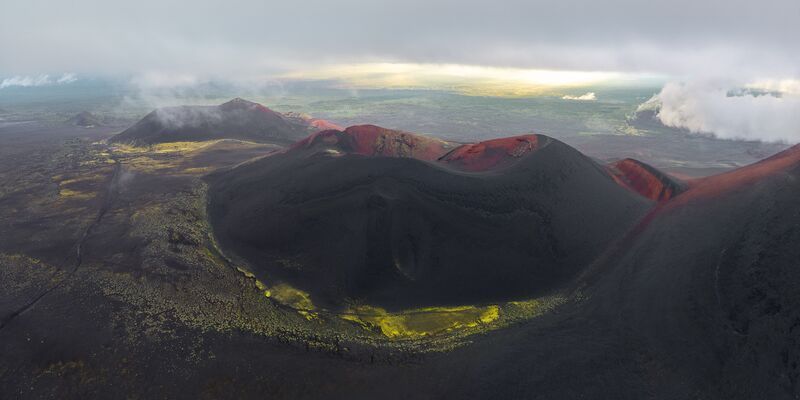 Под облаками фото превью
