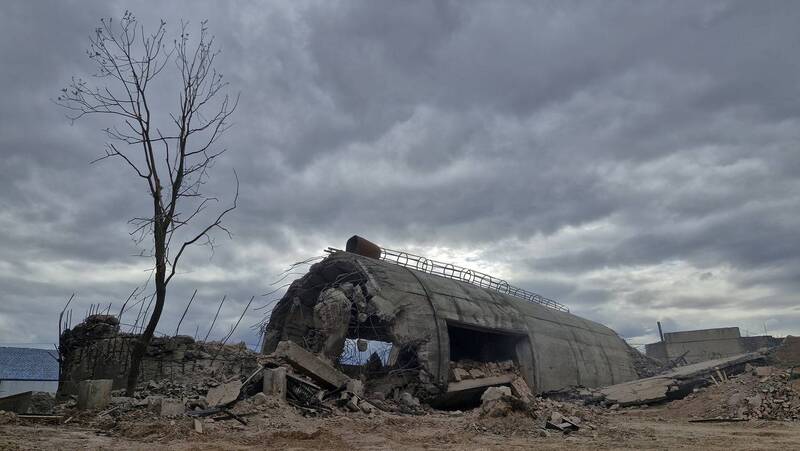 поверженный колосс... фото превью