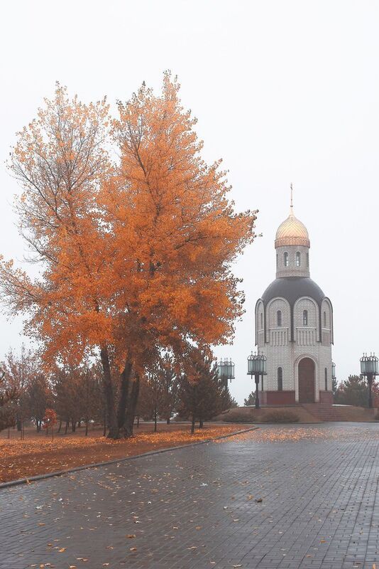 часовня, мамаев курган, волгоград Осенняя часовня фото превью