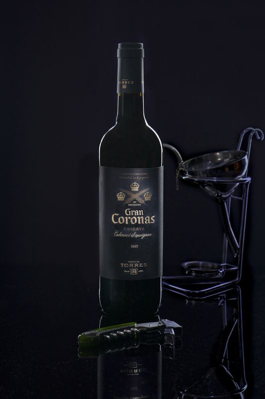 Этюд с бутылкой вина фото превью