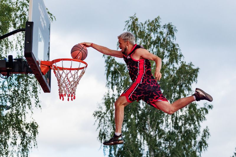 баскетбол, Баскетбольный фристайл, спорт, мяч, споривный фотограф Баскетбольный фристайл фото превью
