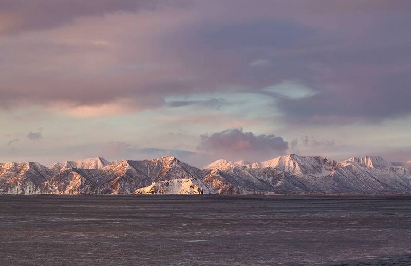 берингово море, берег, скалы, зима, идёт циклон, вечер, камчатка Скалы Берингова моря фото превью