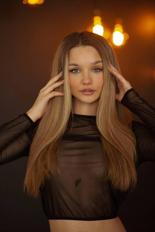 Полина фото превью