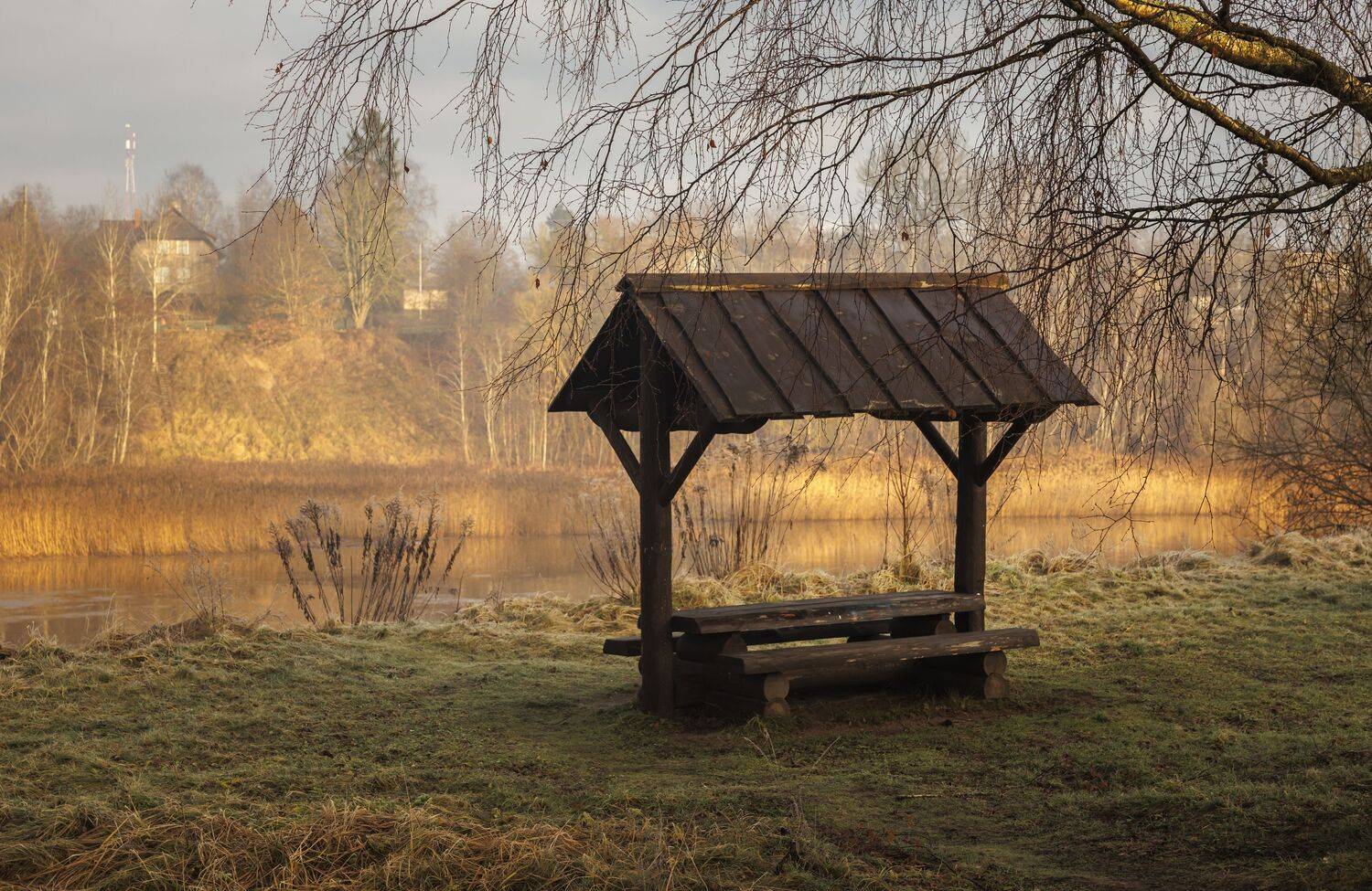 upe, ēka, krāsa, Cielava Dace
