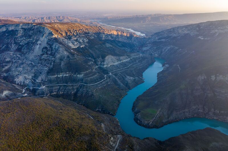 сулакский каньон, река, сулак, рассвет, восход, горы, дорога Сулак на рассвете фото превью