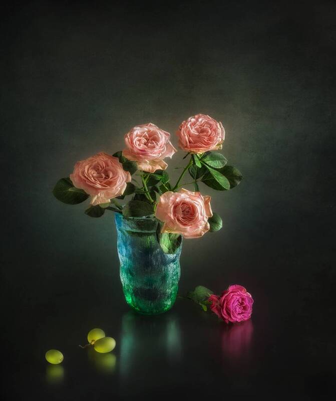 цветы, фрукты розы и виноград... фото превью