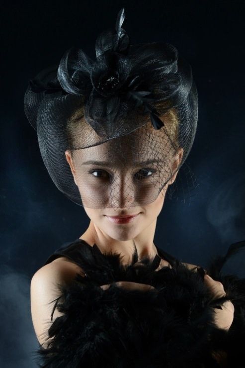 Чёрный лебедь  фото превью