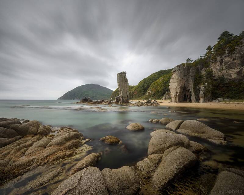 приморье, приморский край, японское море, дальний восток, бухта тачингоуза, бухта проселочная, лазовский заповедник, кекур самурай Приморье - Тачингоуза и Самурай фото превью