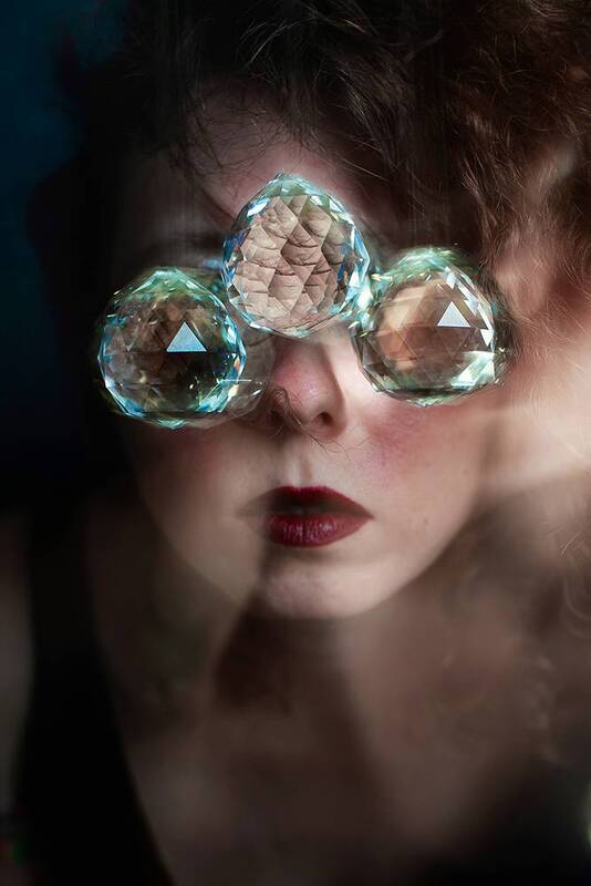 Подвески, смешанный свет фото превью