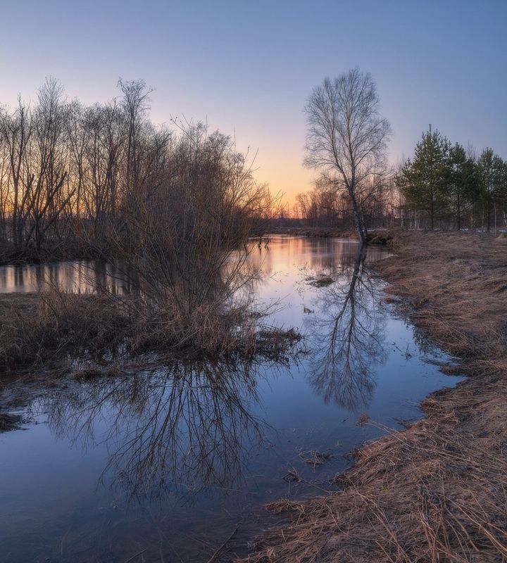 Отражения апрельского вечера фото превью