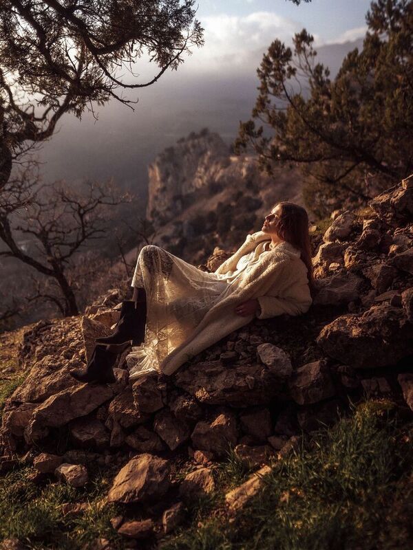 goldenhour, cinematicportrait, moodyton Diana фото превью