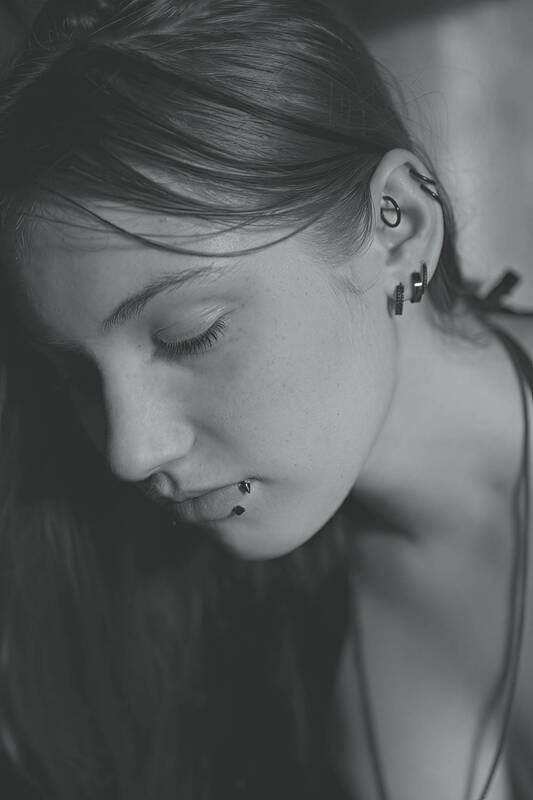 girl, black and white, portrait, adolescence, youth Adolescence фото превью