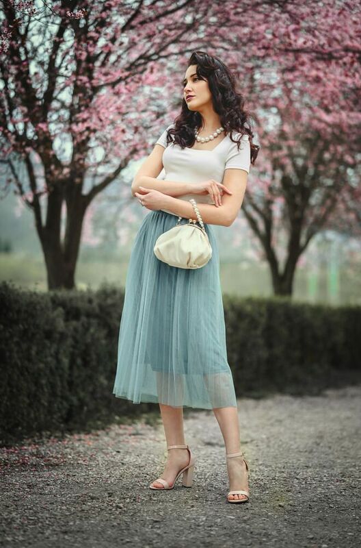 Retro-spring фото превью