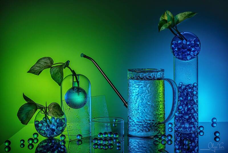 свет, стекло, цвет, вода, вазы, растения, капли, весна, формы, декор  фото превью