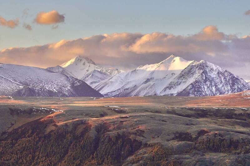 Рассвет в горах Алтая фото превью
