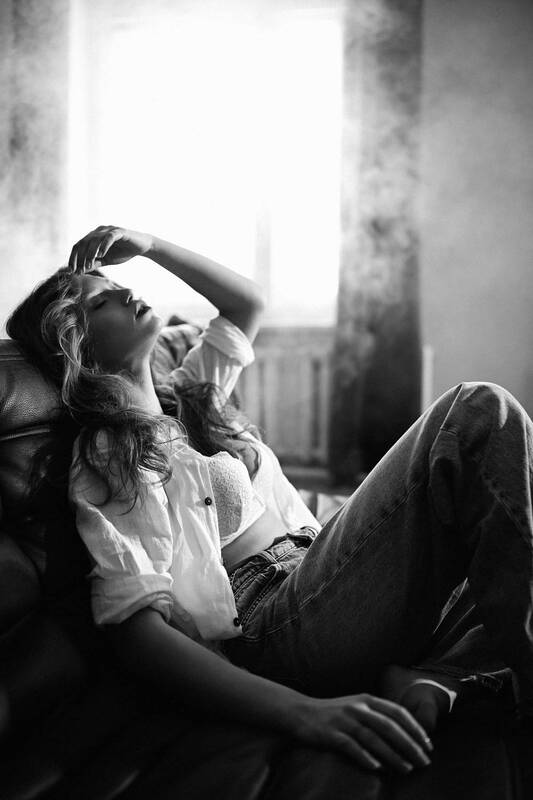 портрет, женский портрет, девушка, монохром, черное и белое, монохромный портрет, чб, студийный портрет, monochrome, portrait, bnw, black and white, bnw portrait, studio, studio light Arina фото превью