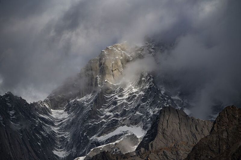 горы, китай Горный массив Сыгунян провинции Сычуань, Китай фото превью