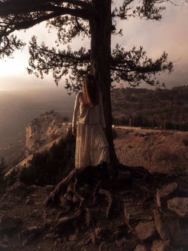 goldenhour, cinematicportrait, moodyton Diana фото превью