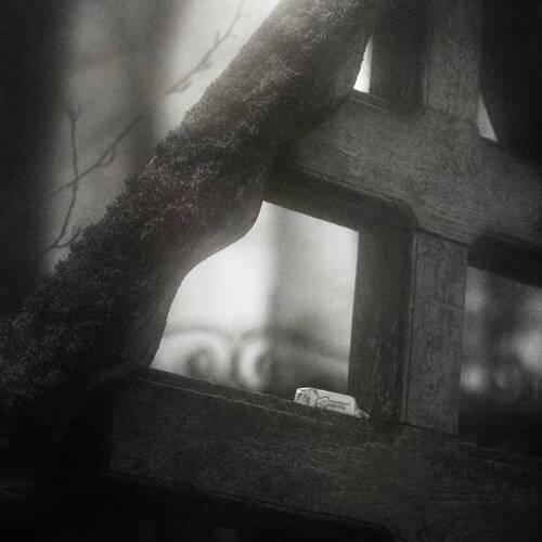 Связь призрачная.