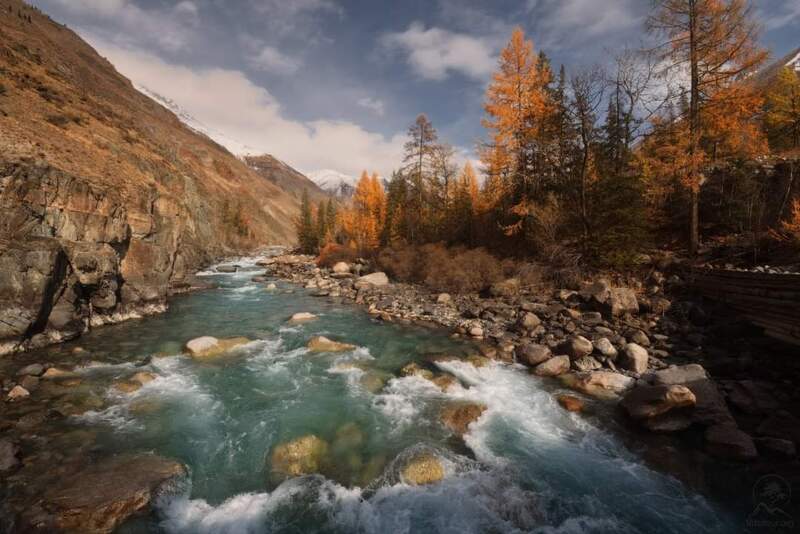 Горная река фото превью