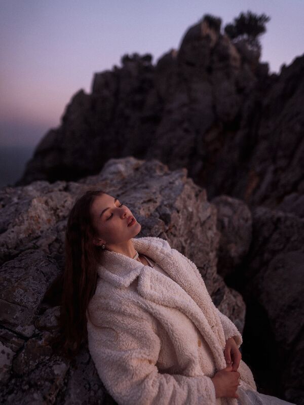 goldenhour, cinematicportrait, moodyton Diana фото превью