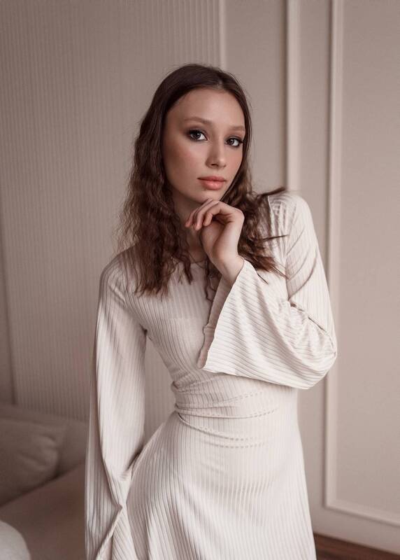 Yuliana фото превью