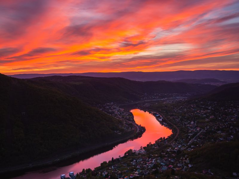 elbe, river, czechia, czech, porta bohemica, sunset, clouds, colours Elbe river in sunset фото превью