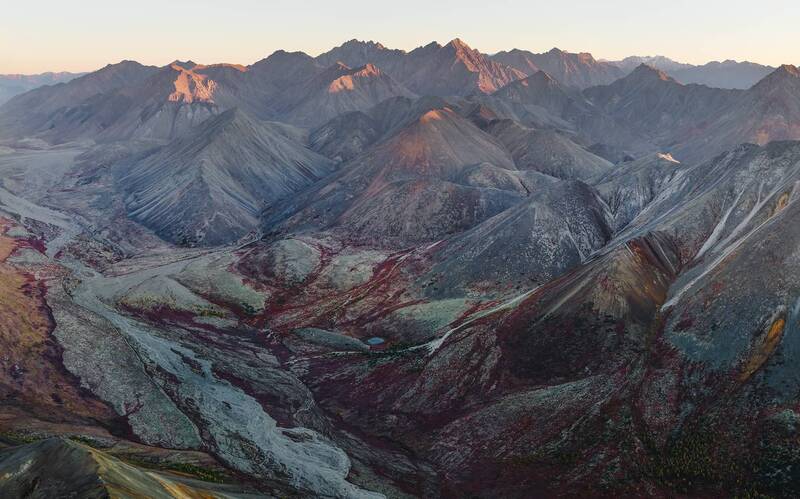 Осенний рассвет над Буордахским массивом фото превью
