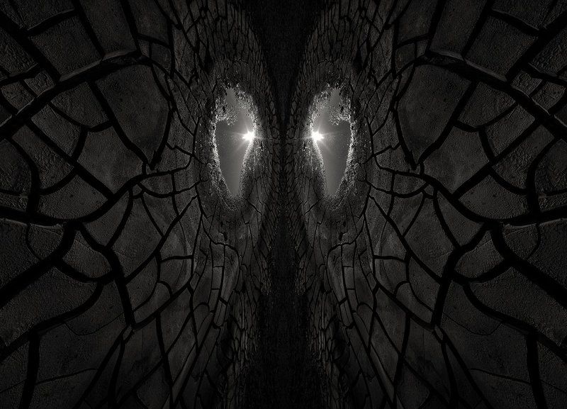 Spider-Man looks in the mirror фото превью