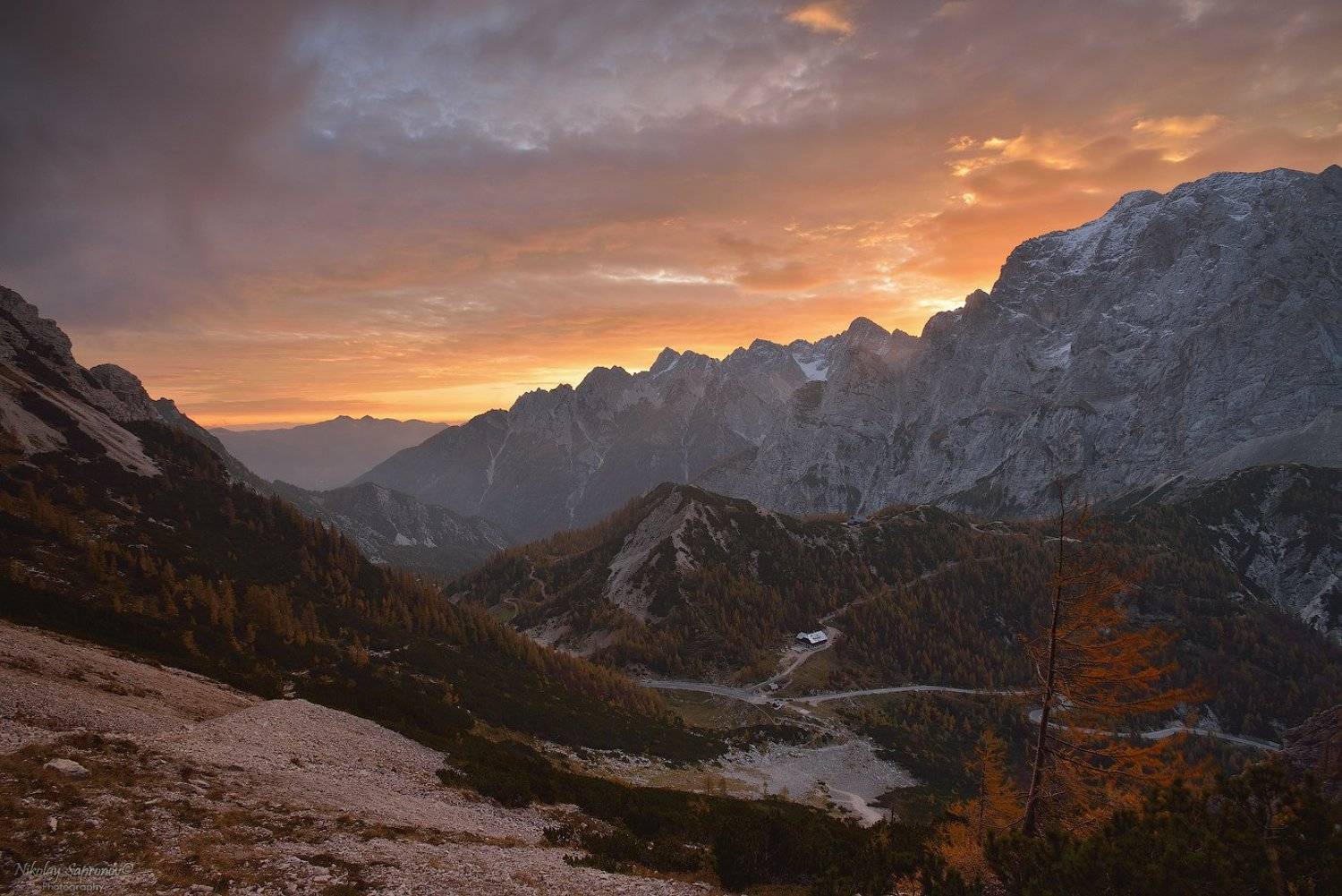 Юлианские Альпы, Вршыч, Словения, Рассвет, Горы, Перевал, Осень, Альпы, Николай Сапронов
