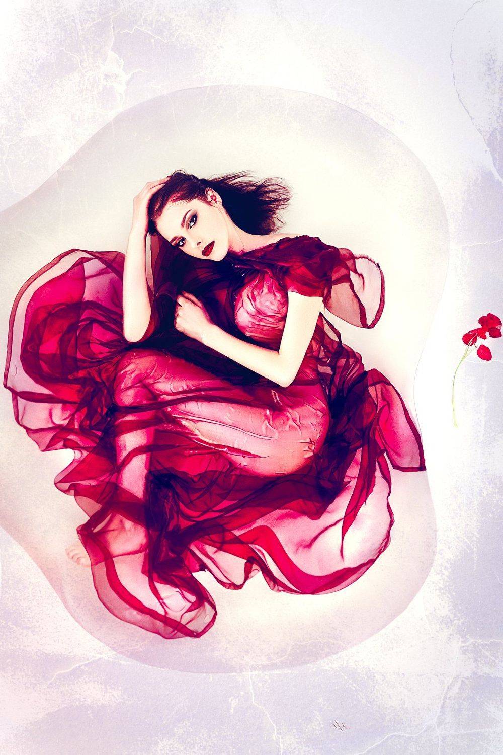 Beauty, Foetus, Portrait, Red, Toning, Water, Woman, Руслан Болгов (Axe)