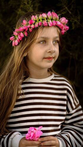 girl with flower ring