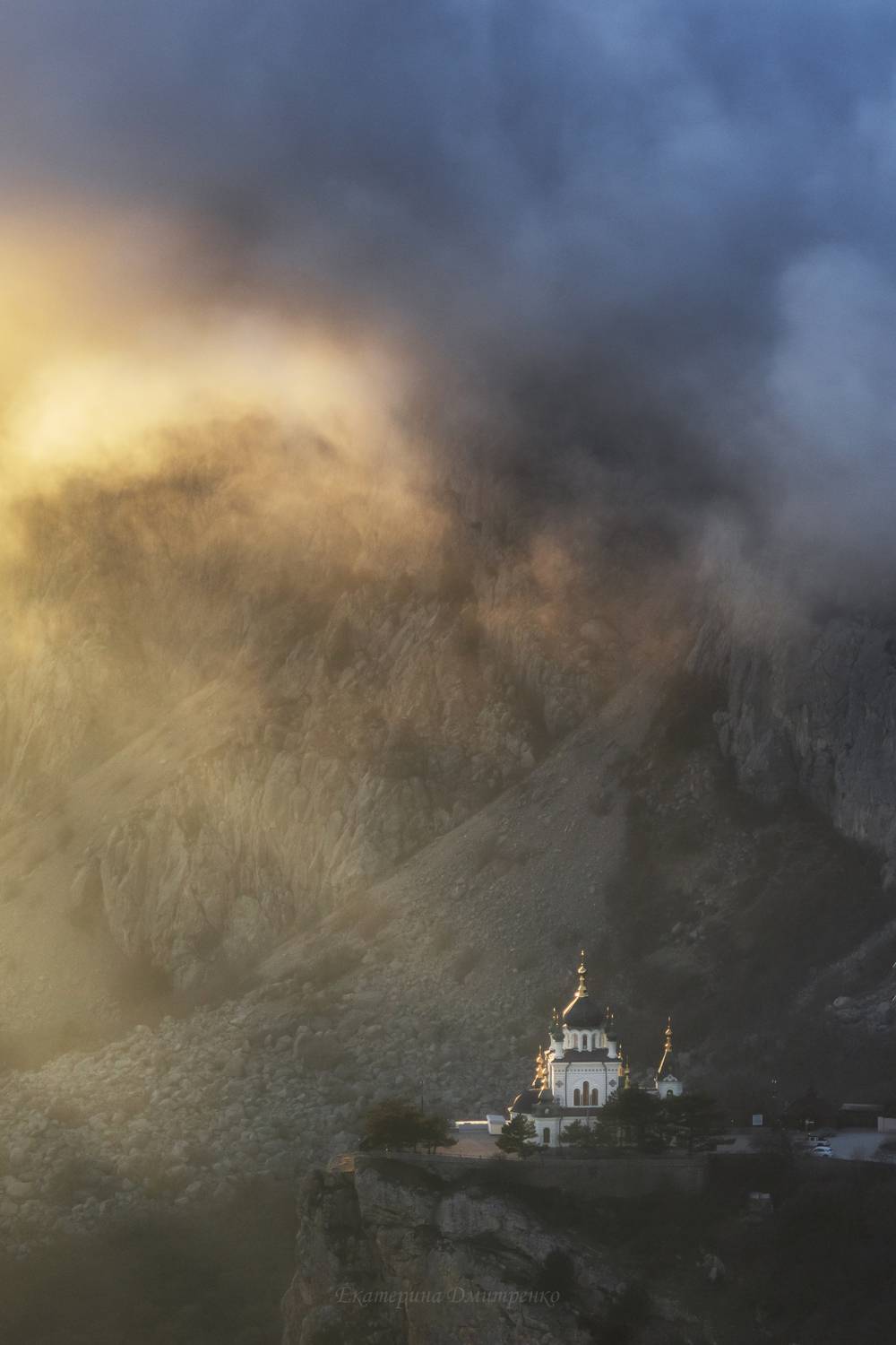 крым, горы, храм, форос, форосская церковь, облака, закат, пейзаж, туман, Дмитренко Екатерина