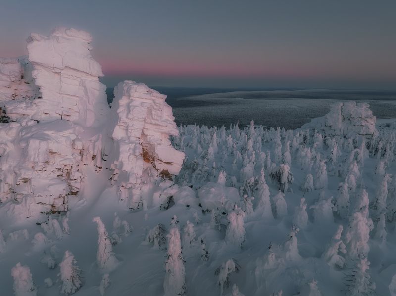 Пермский_край, колчимский_камень, помяненн В вечернем свете фото превью