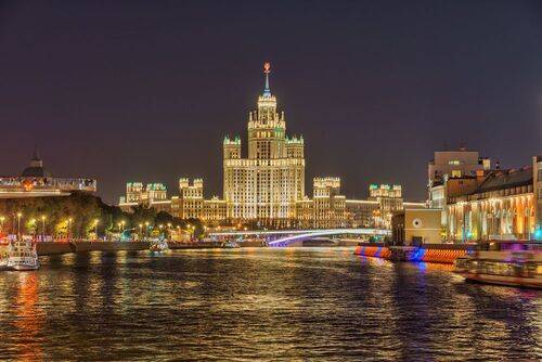 Москва вечерняя
