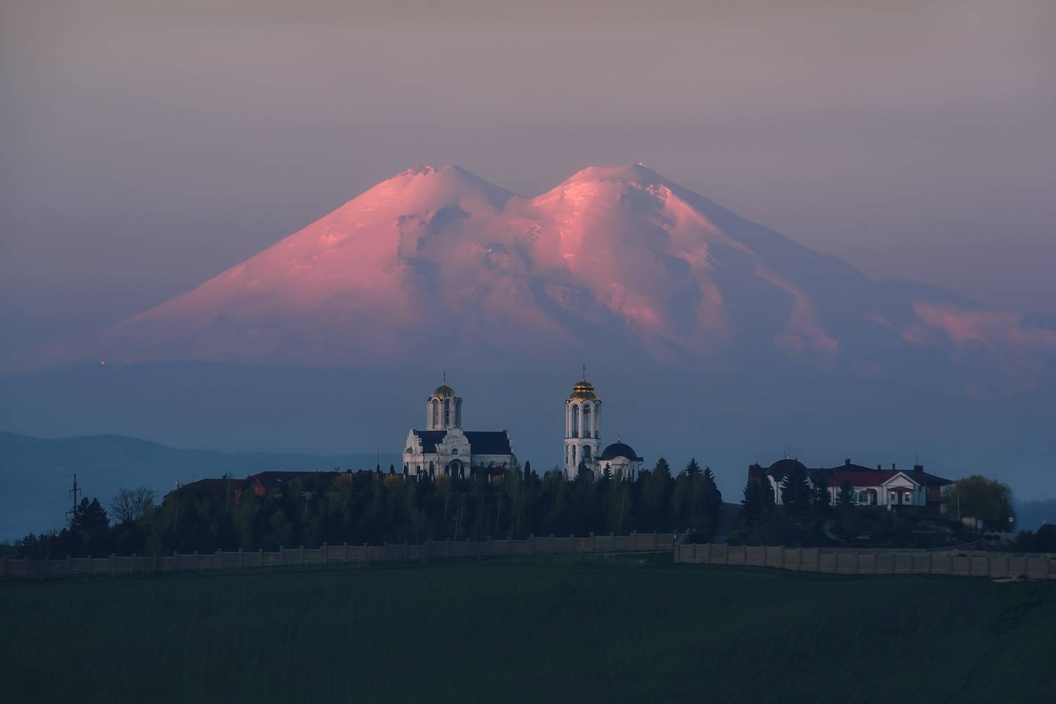 кавказ, кавказские минеральные воды, кмв, ессентуки, эльбрус, храм, монастырь, monastery, рассвет, утро, горы на рассвете, рассвет в горах, Zakharov Armen