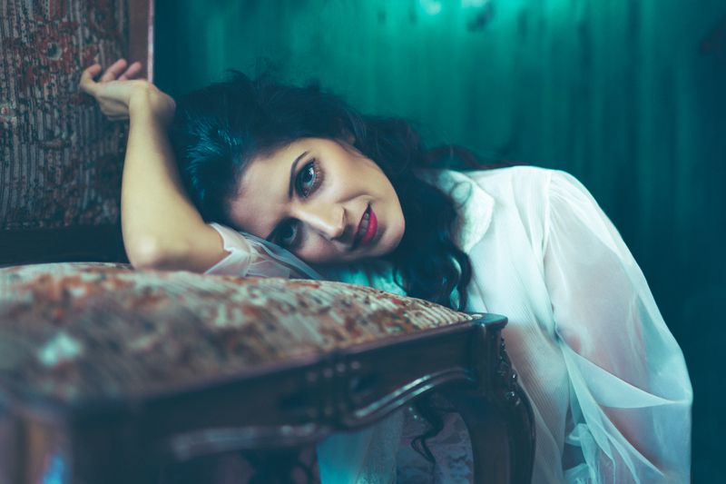 portrait, woman, female, brunette, beauty, gaze, eyes, lips, white, blouse, sheer, teal, cyan, blue, rust Resting, Teal (Nirit 1) фото превью