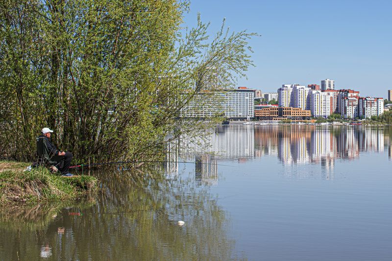 Рыбак на р.Обь г.Новосибирск фото превью