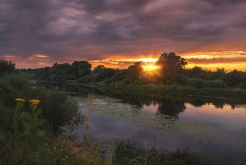 Закат перед грозой