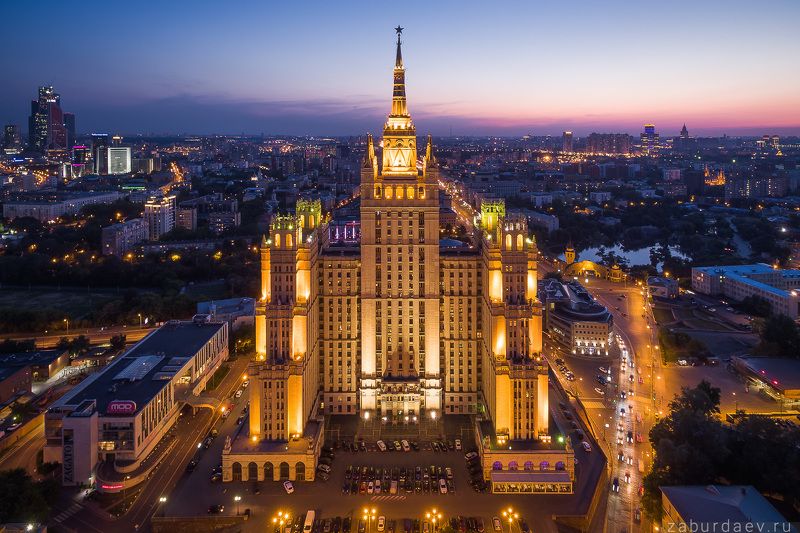 Москва с высоты полёта квадрокоптера фото превью