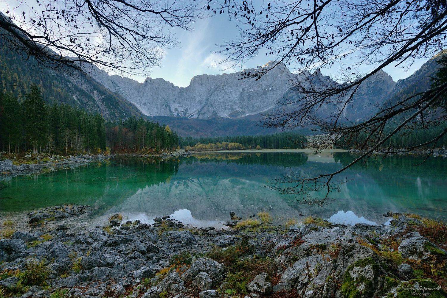 Альпы, Юлианские Альпы, Италия, Озера, Горные озера, Ледниковые озера, Осень, Осенний пейзаж, Николай Сапронов