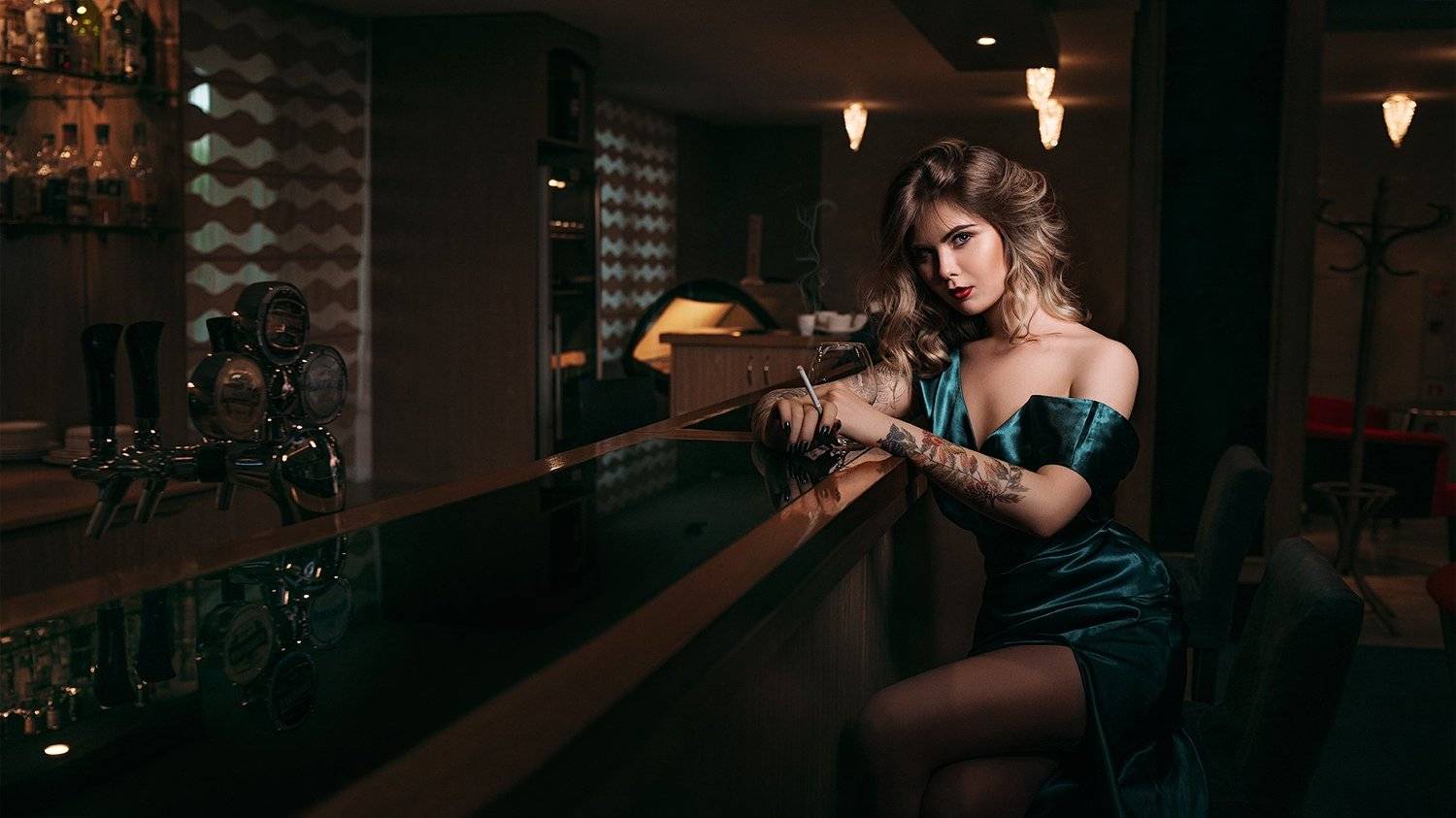 nikon, d800, 35mm, отель, портрет, девушка, бар, 2016, Илья Новицкий