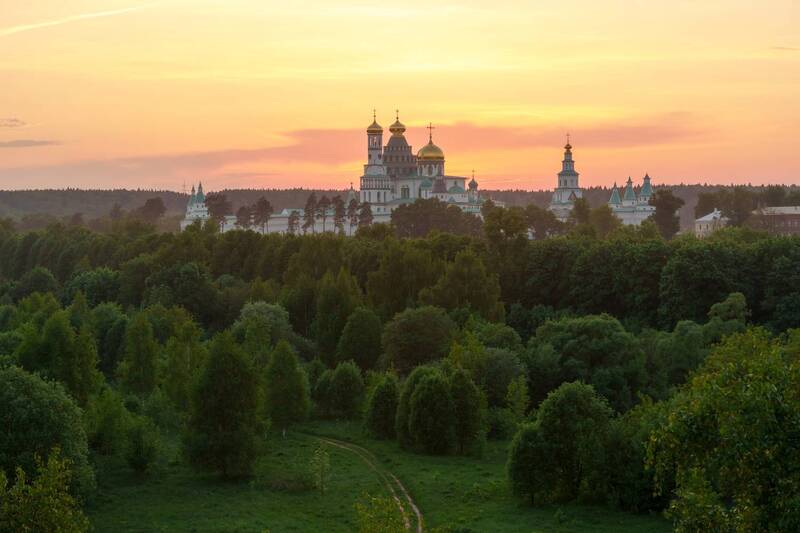 истра, монастырь На исходе жаркого дня фото превью