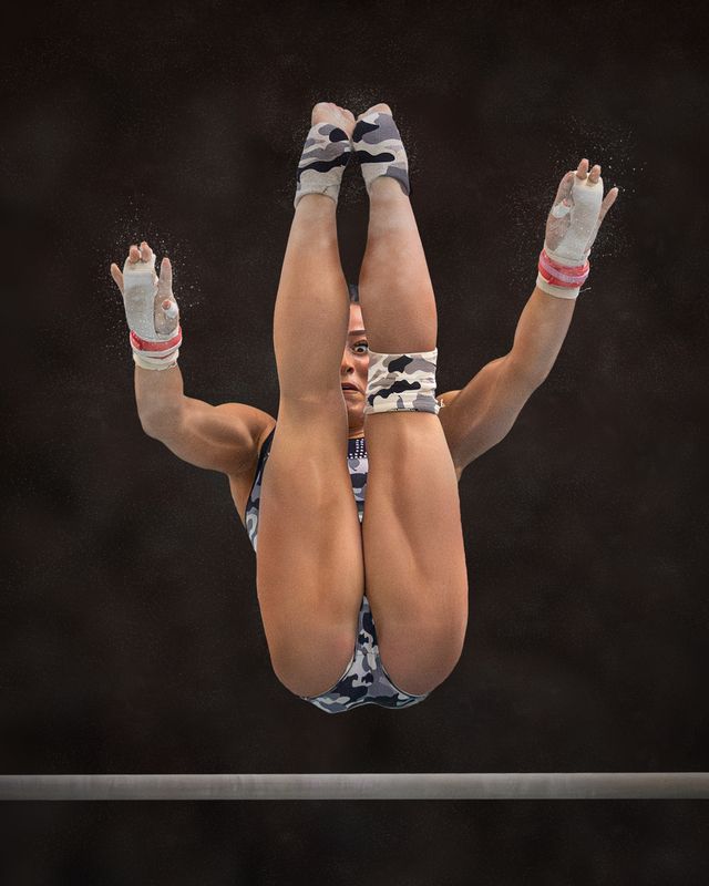 sport, sports_photography, gymnastics Suspended Tension фото превью