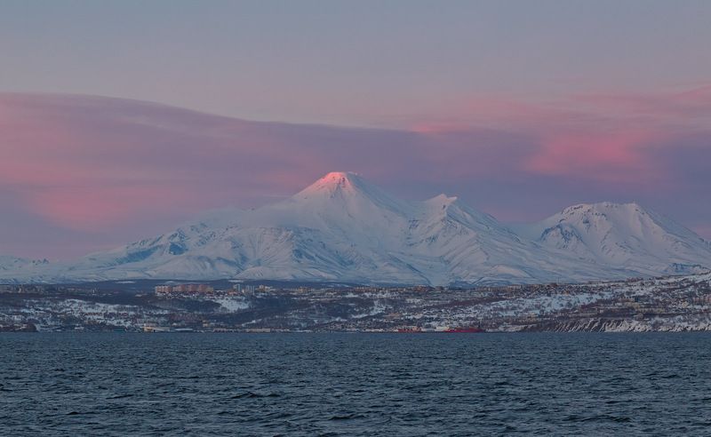 Камчатка, зима, Авачинский вулкан, Козельский вулкан, вечер вечерний рейд фото превью