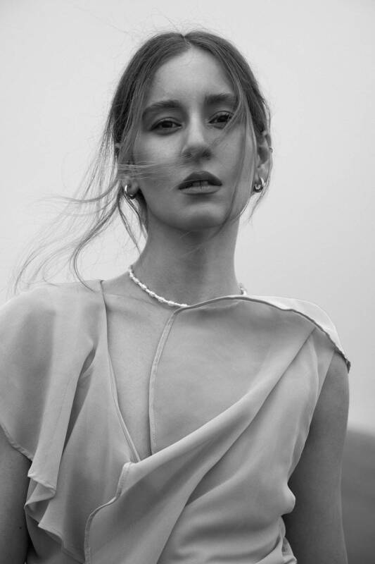 portrait, fineartstudioshot Untitled фото превью